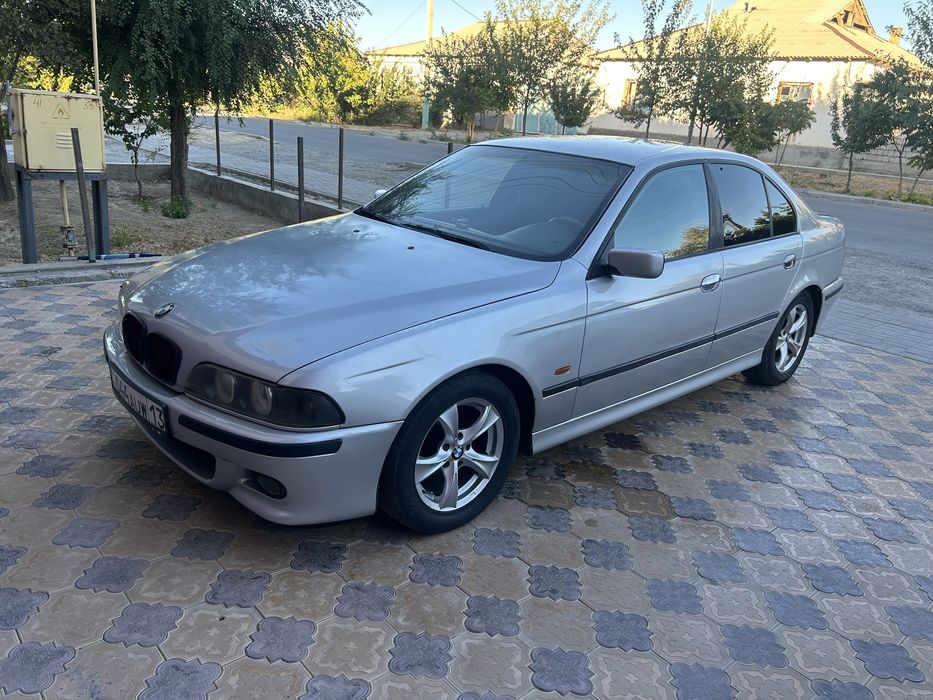 R16 диск с балонами.  разбалтовка 5/120