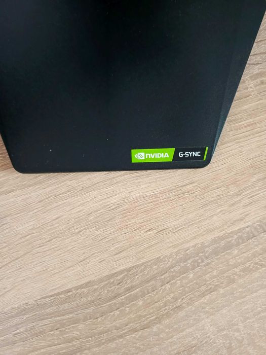 Продавам гейминг монитор Dell G2422HS