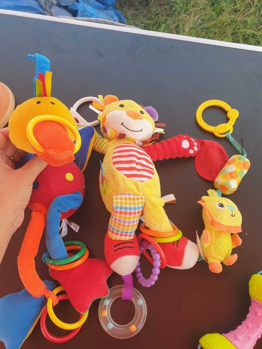 Lot 10 jucării bebeluși – VTech, Chicco și jucării din lemn