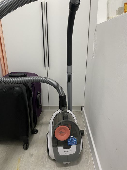Пылесос philips…