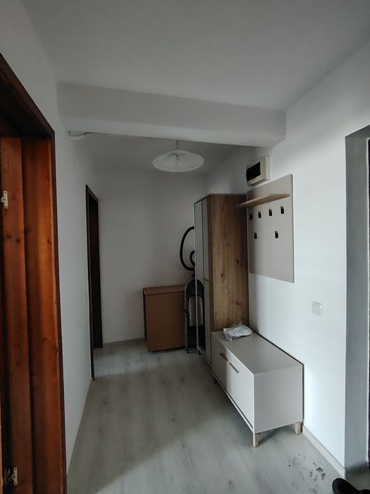 Închiriez garsoniera Zamca