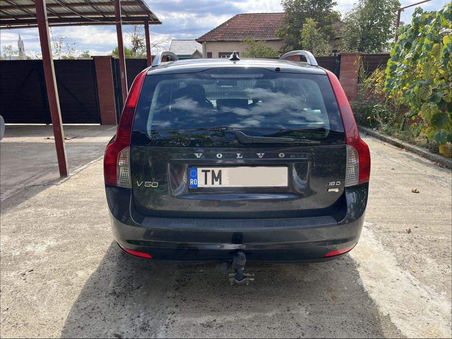 VOLVO V50 2010 — imagine 3