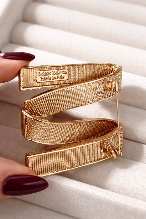 Max*Mara* брошка