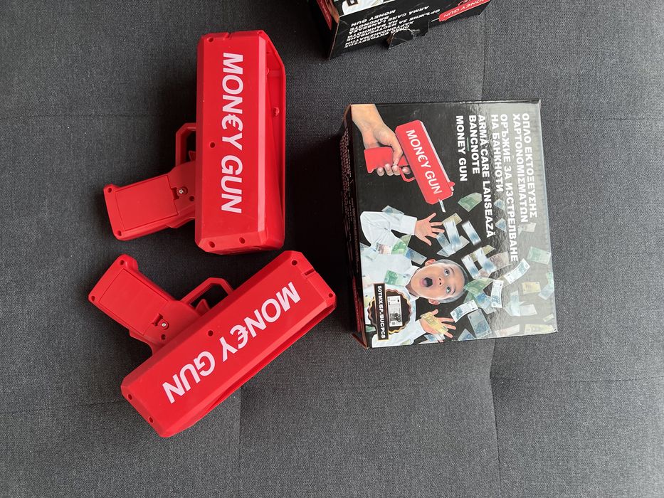 Пистолети за хвърляне на пари 2 броя