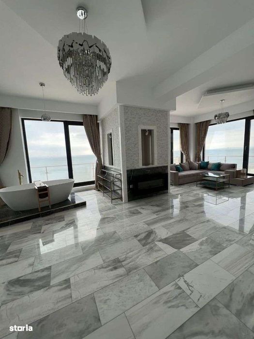 Penthouse mobilat lux , vedere frontală la mare — fotografia 1