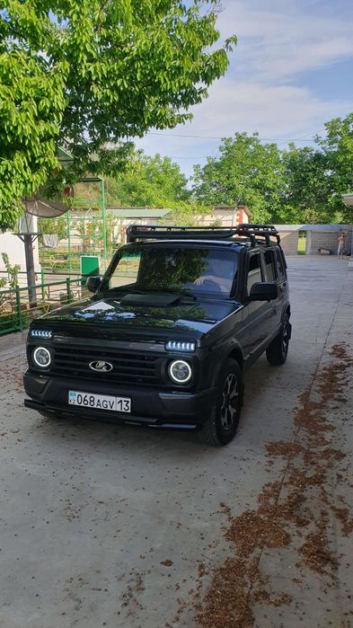 Нива 2131 пятидверка.
