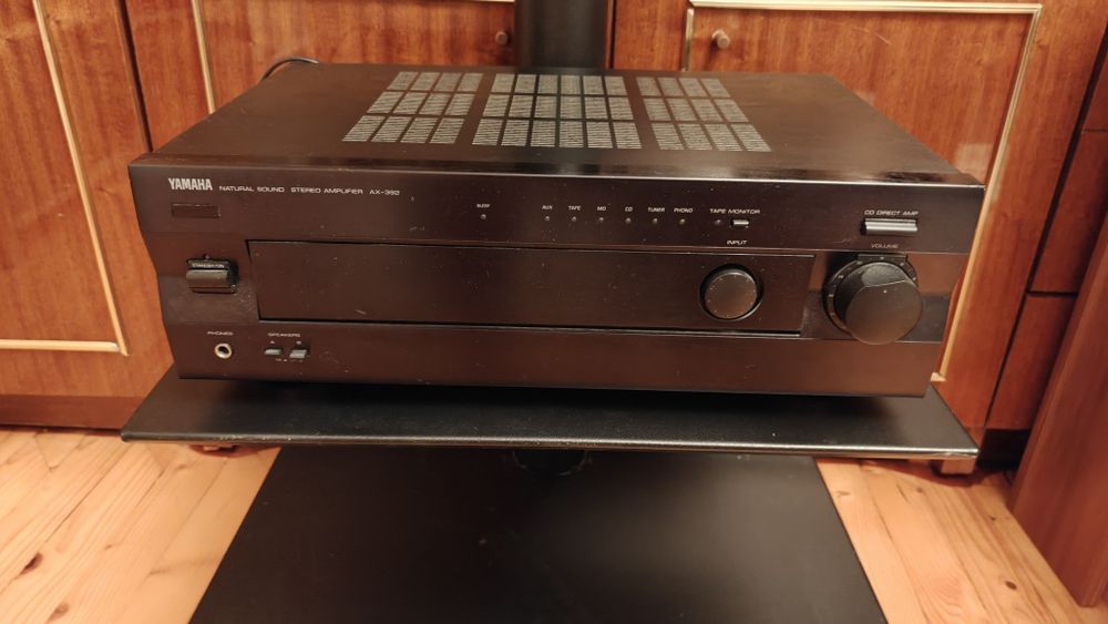 Усилвател Yamaha ax-392