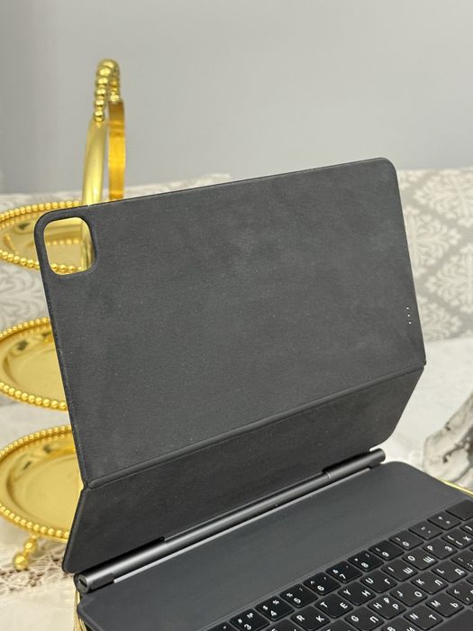 Ipad Magic Keyboard 12.9 ‘’• продам