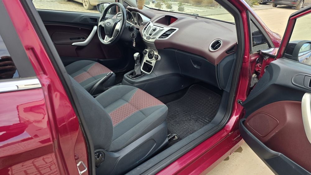 FORD Fiesta 2011 — imagine 5