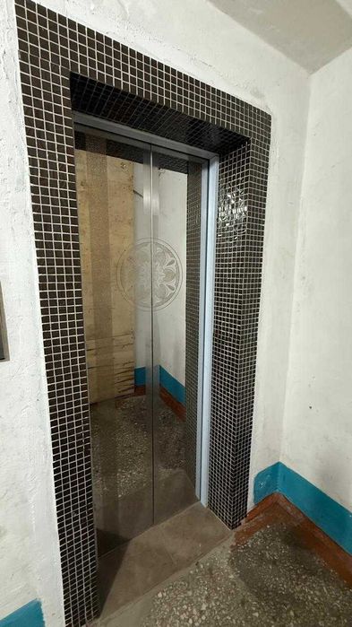 Продам 4 комнатную квартиру