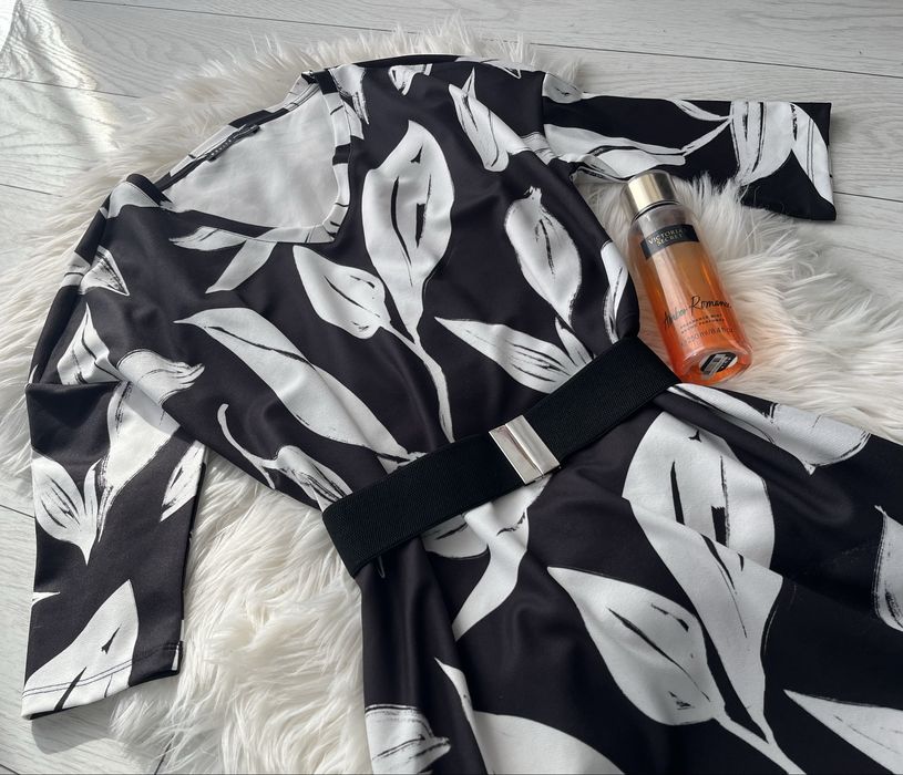 Rochie superbă cu curea, mărimea XXS