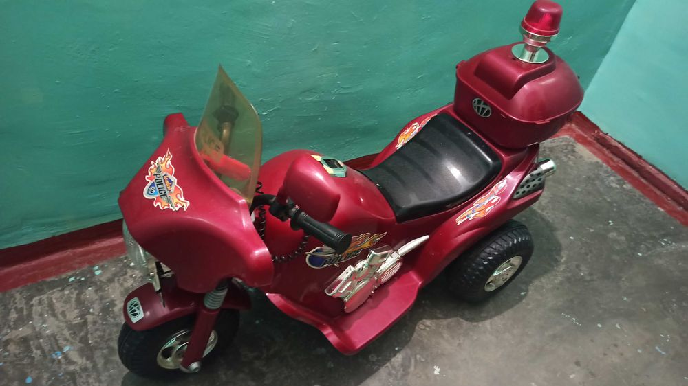 Продам Электромобиль