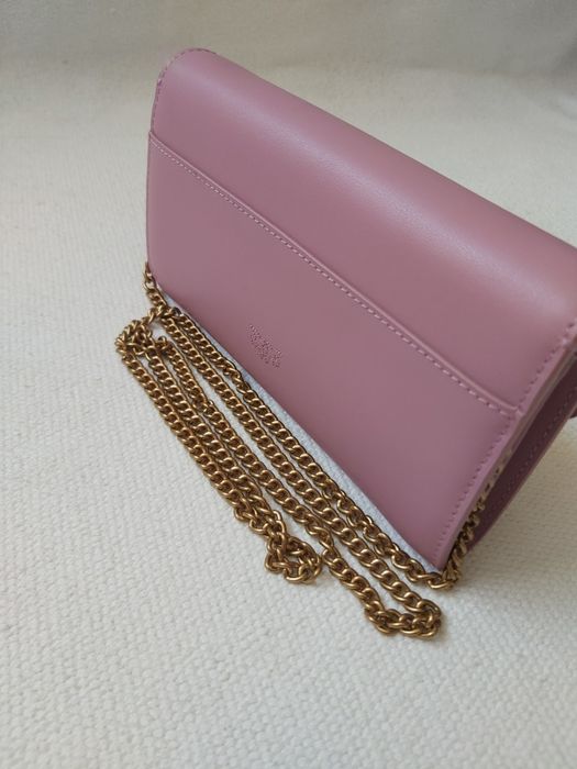 Най-добрите цени за годината!Дамска чанта Pinko