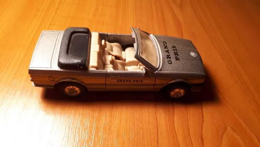 Macheta Ferrari & BMW