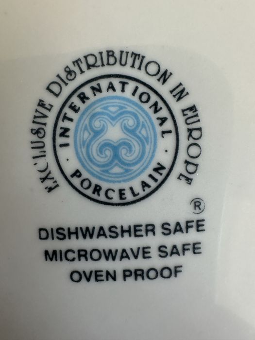 Керамични чинии - винтидж и модерна