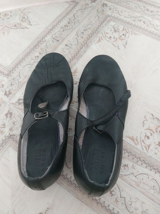 Туфли для танцев.