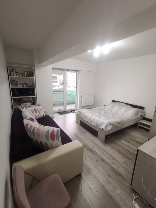 De vânzare apartament cu o camera cu loc de parcare inclus