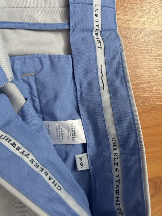 Pantaloni Charles Tyrwhitt gri marimea 36, foarte calitativi
