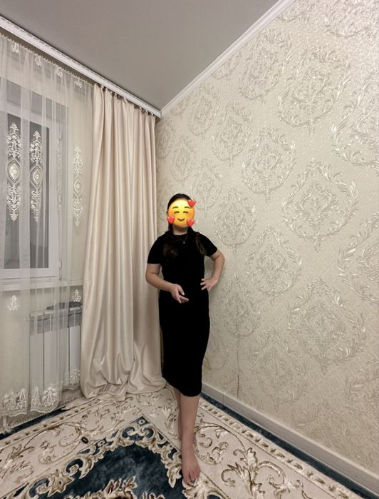 Платье базовое черное