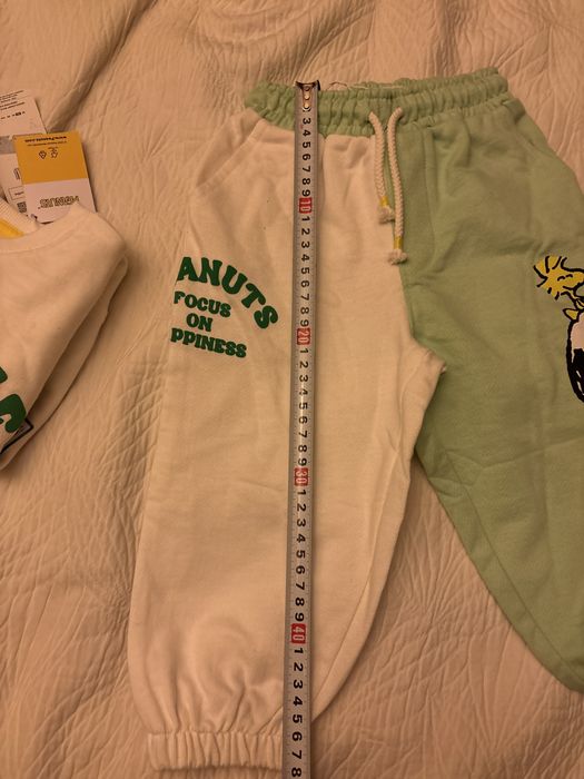 Комплект суичър с панталони Peanuts Reserved нов с етикет 86 см