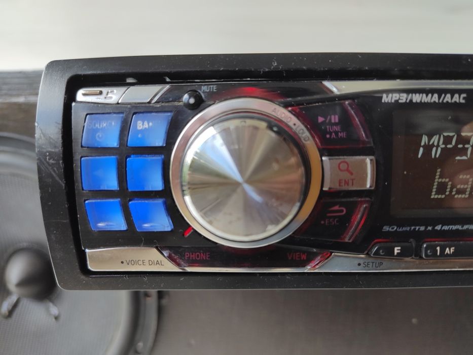 Висок клас ALPINE CDE-9882Ri USB / CD / MP3