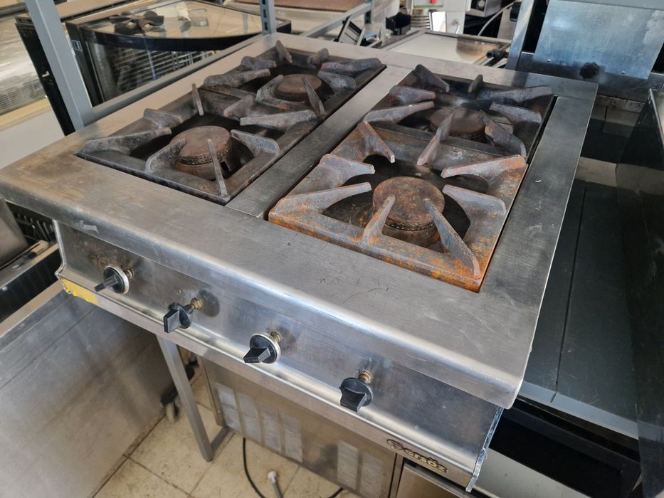 Aragaz de.putere, din inox, 4.ochiuri, gaz sau curent