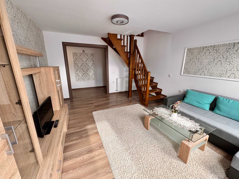 Inchiriez Apartament 2 camere central, parcare, Milea