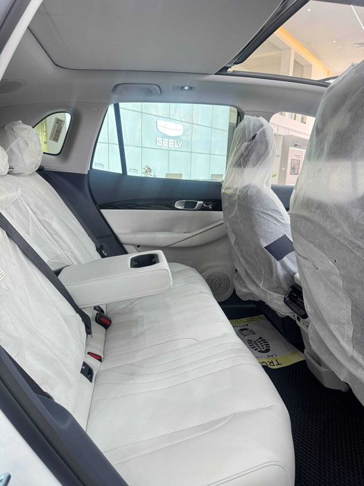 Geely EX 5 Max EV full nalichida rassrochkaga