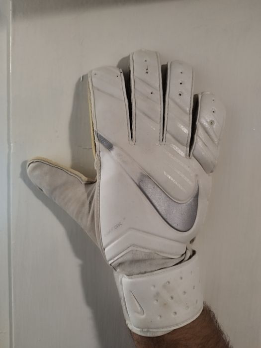 Вратарски ръкавици