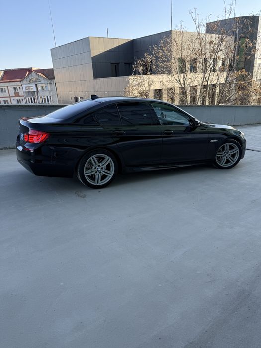 BMW Seria 5 F10 530D M Paket An 2013 Km 228xx.   ACCCEPT VARIANTE