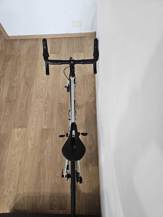 Canyon Endurace CF SL 7 Disc (2021) – Ca Nouă