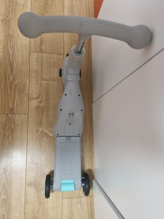 Trotrineta si bicicleta cu sau fără pedale 3 în 1