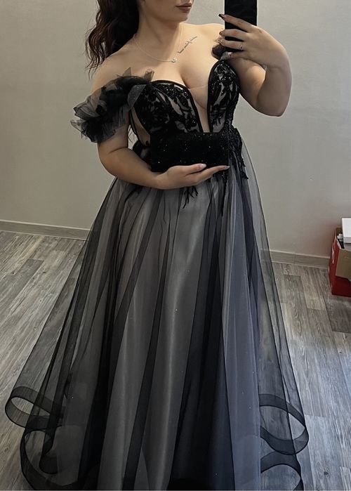 Бутикова Бална рокля