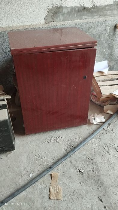 Podolsk tikuv mashinkasi.