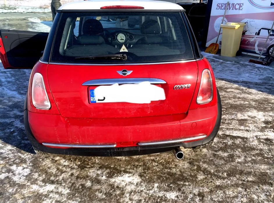 Se vinde mașină Mini Cooper