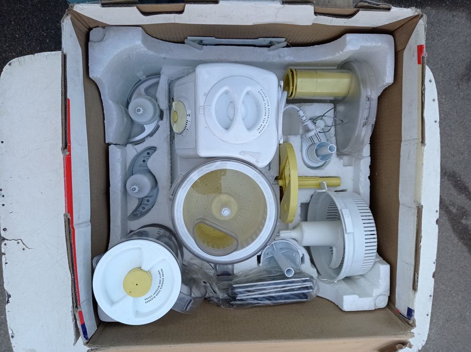 Комбайн кухонный б/у