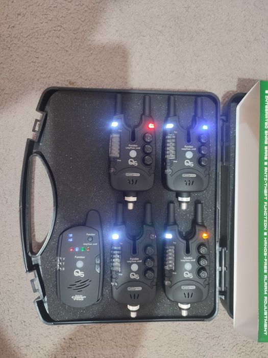 Set avertizori Carp Pro Q5 4+1