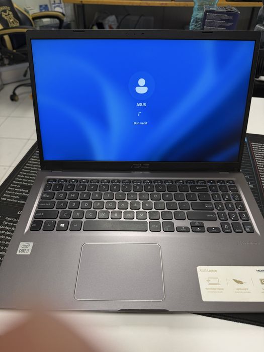 Laptop ASUS X515JA i7-1065G7 16GB RAM 512GB SSD Full HD Baterie 85%