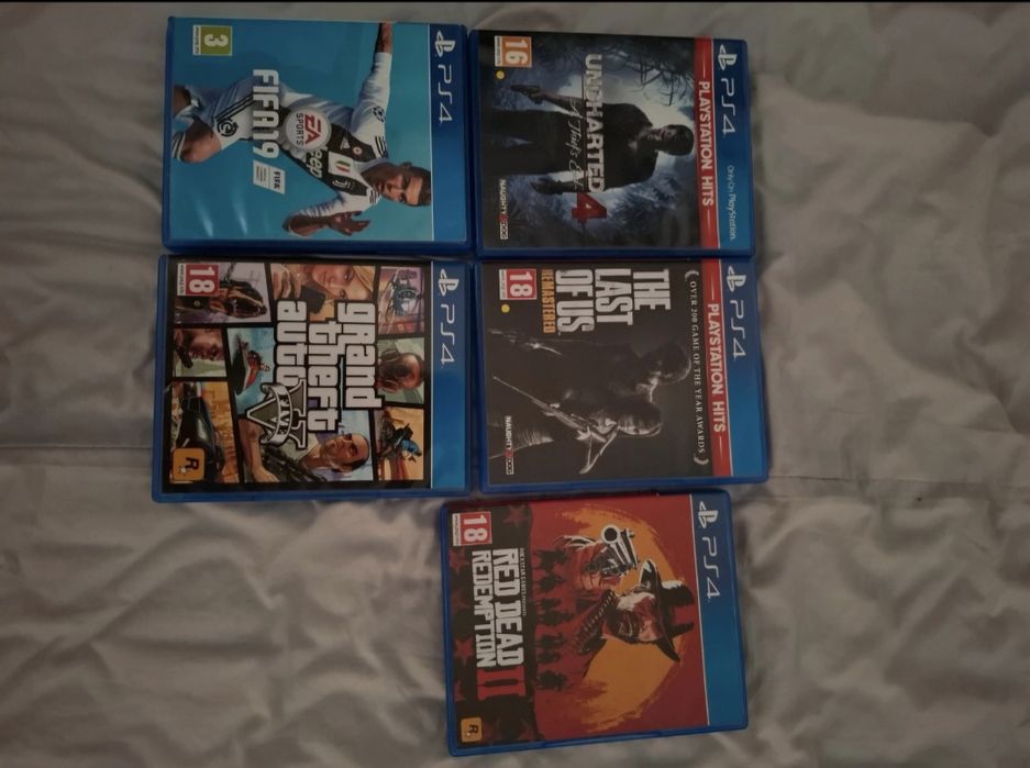 PlayStation 4 Limited Edition Black Ops
