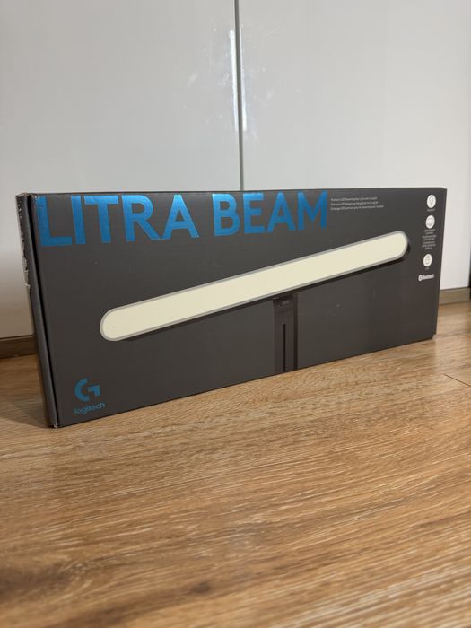 Lampa Birou Streaming Logitech Litra Beam - SIGILATA