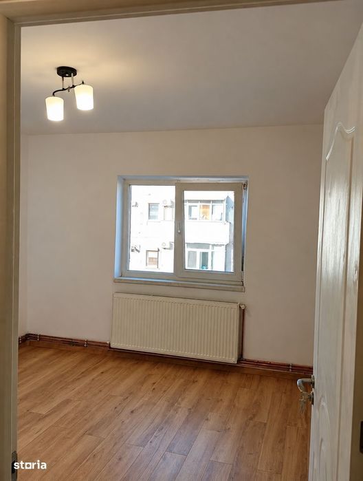 Apartament Decomandat,Craiovița Nouă,centrală proprie,acoperiș tablă
