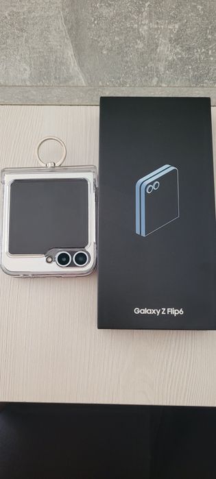 Samsung Z Flip 6