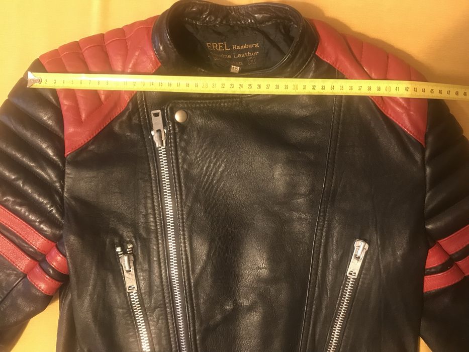 Geaca de motor piele naturala - disponibila cea negru cu rosu