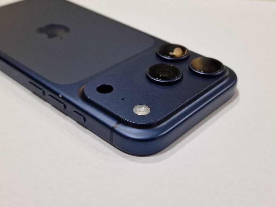 iPhone 17 PRO 256GB / 100%