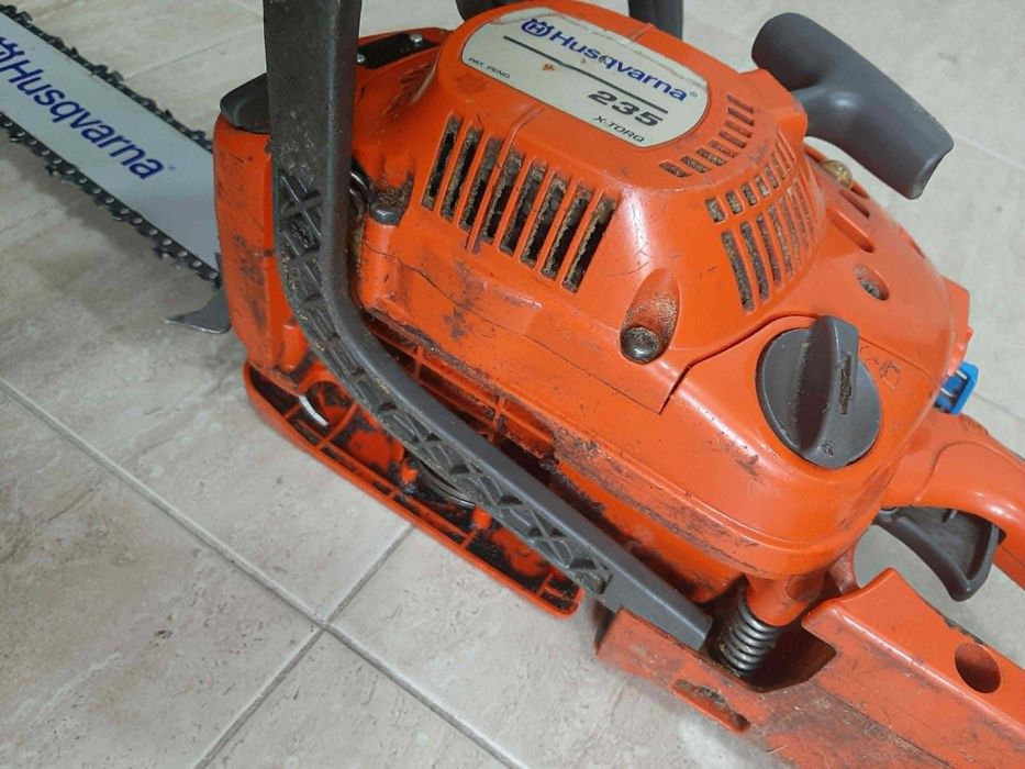Husqvarna 235 X-TORQ
