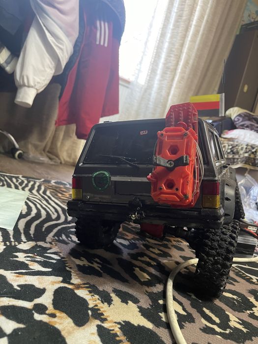 Трофи модель 1/10