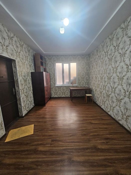 СРОЧРО ПРОДАЁТСЯ 1 ком Мирзо Улугбеский район Карасу-6 Мечеть новостр