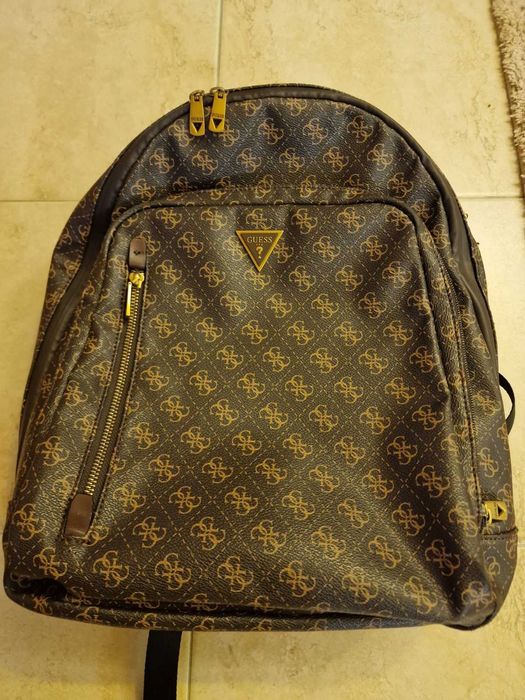 Голяма раница Guess