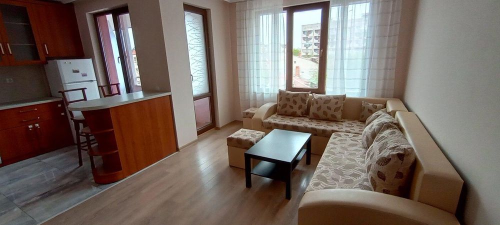 Двустаен апартамент под наем в кв. Мараша