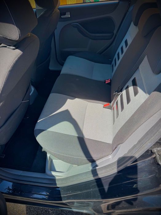 FORD Focus 2012 — imagine 5